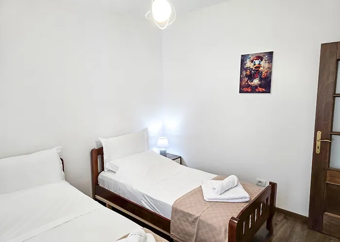 Lake Park 2br *